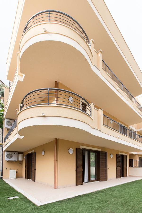 Il Piccolo Diavolo Lägenhet Taormina Exteriör bild