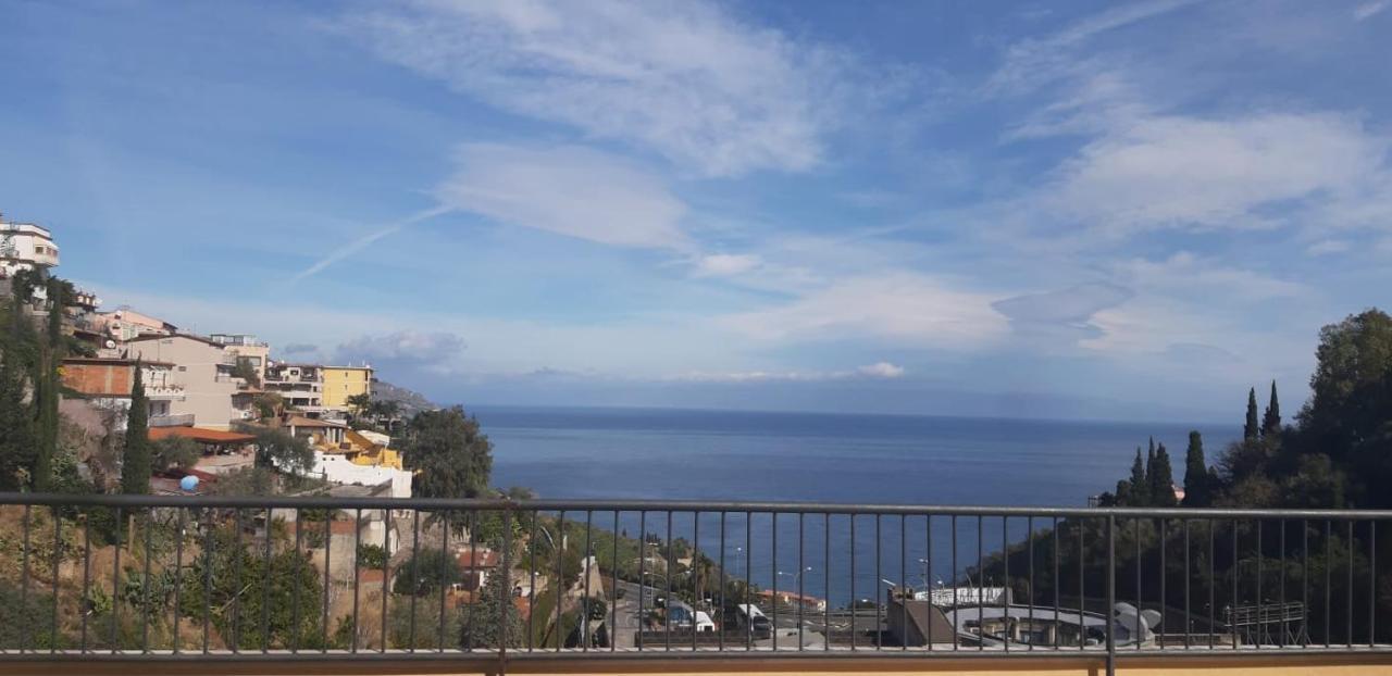 Il Piccolo Diavolo Lägenhet Taormina Exteriör bild