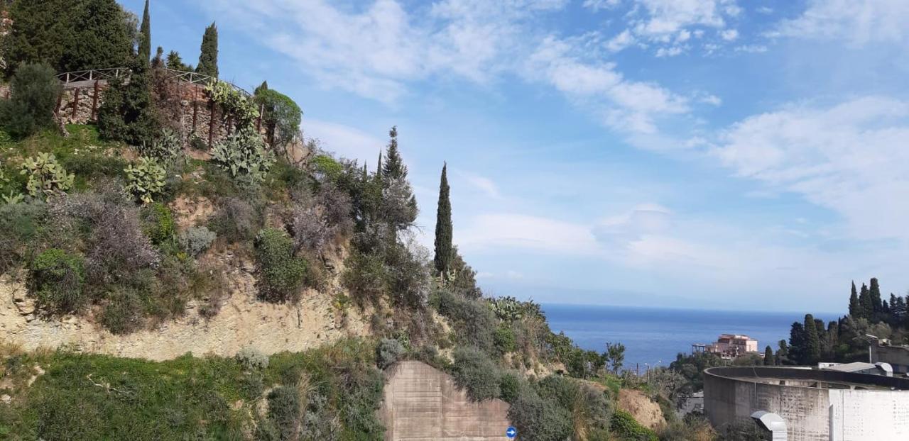 Il Piccolo Diavolo Lägenhet Taormina Exteriör bild